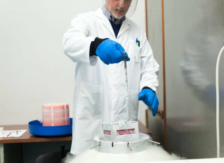 Liquid Nitrogen Safety 10 Lab Tips To Avoid LN2 Dangers