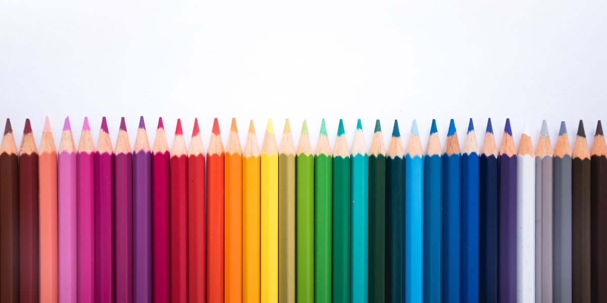 Crayons to represent colors in digital images