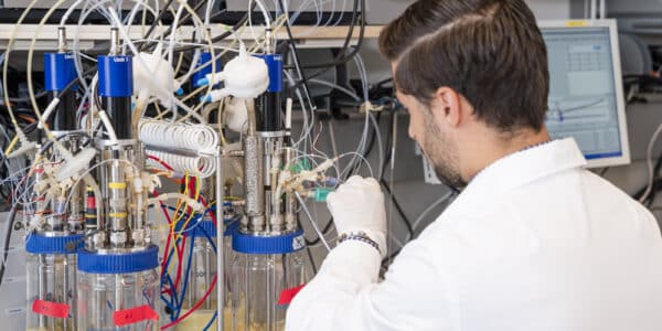 Instrumentation that is used in protein purification workflows